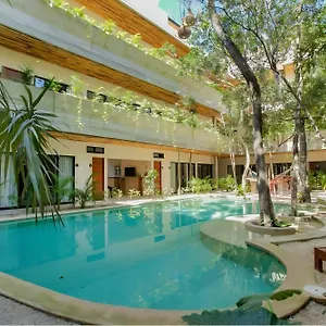 https://b1-etnica-tulum-residences-jungle-paradise.allrivieramayahotels.com